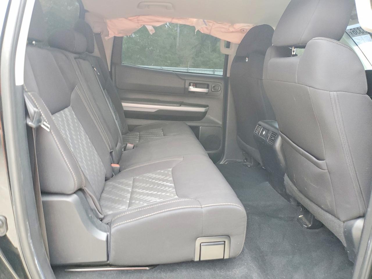 2021 Toyota Tundra Sr5 - zdjęcie 10