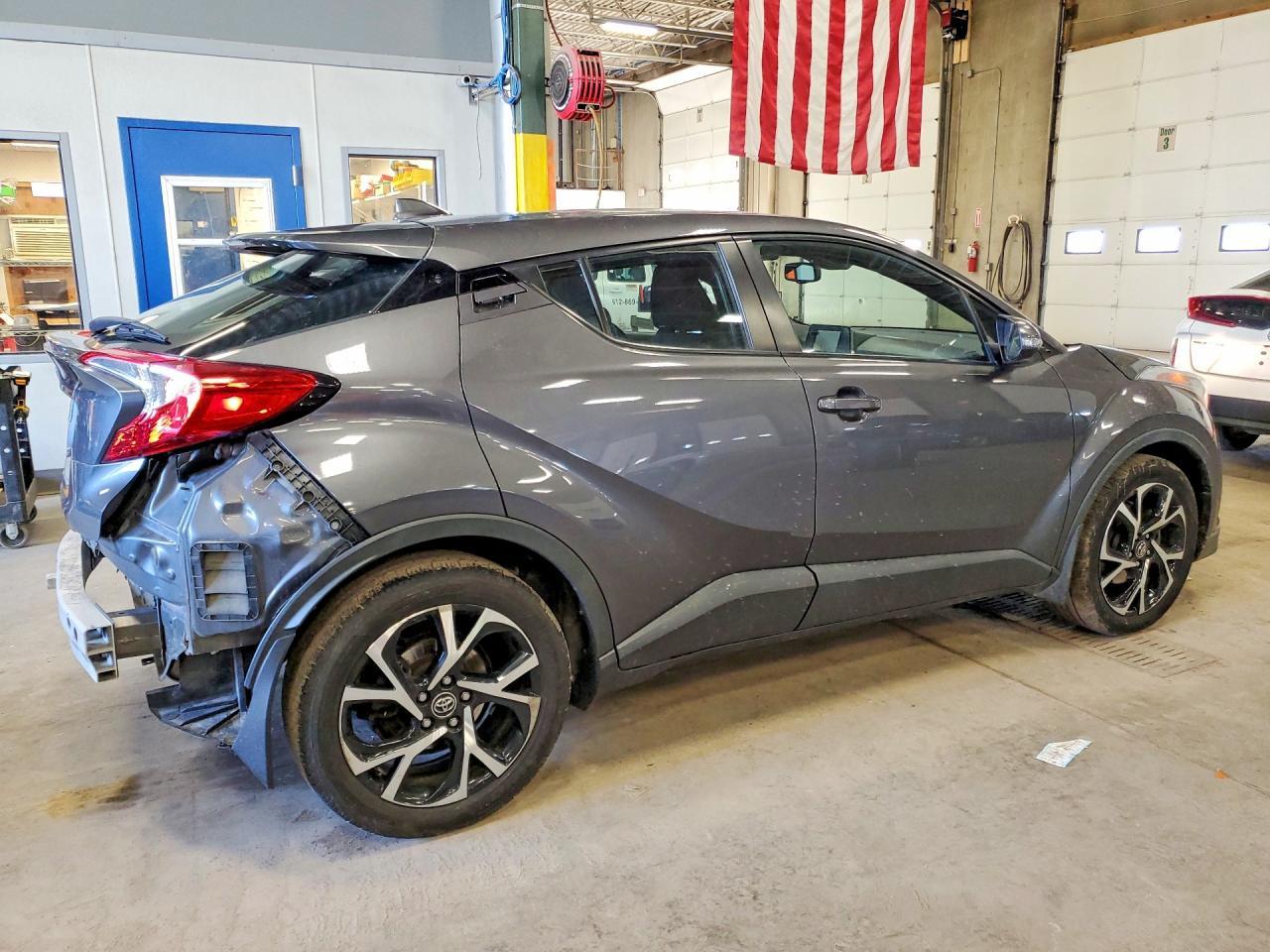 2018 Toyota C-Hr Xle - zdjęcie 3