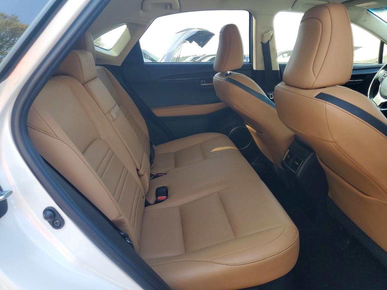 2017 Lexus Nx - zdjęcie 10