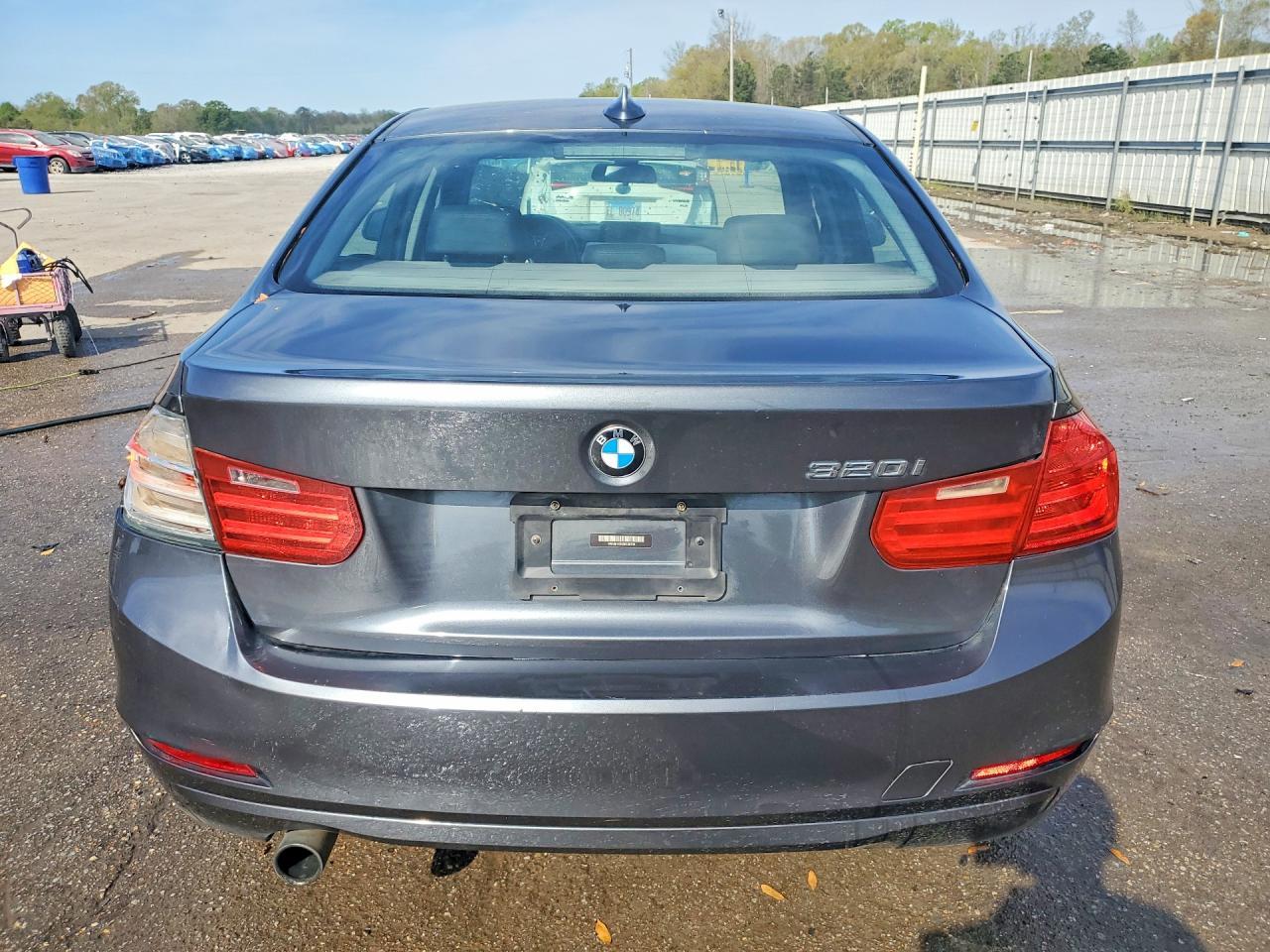 2013 BMW 320 I - zdjęcie 6