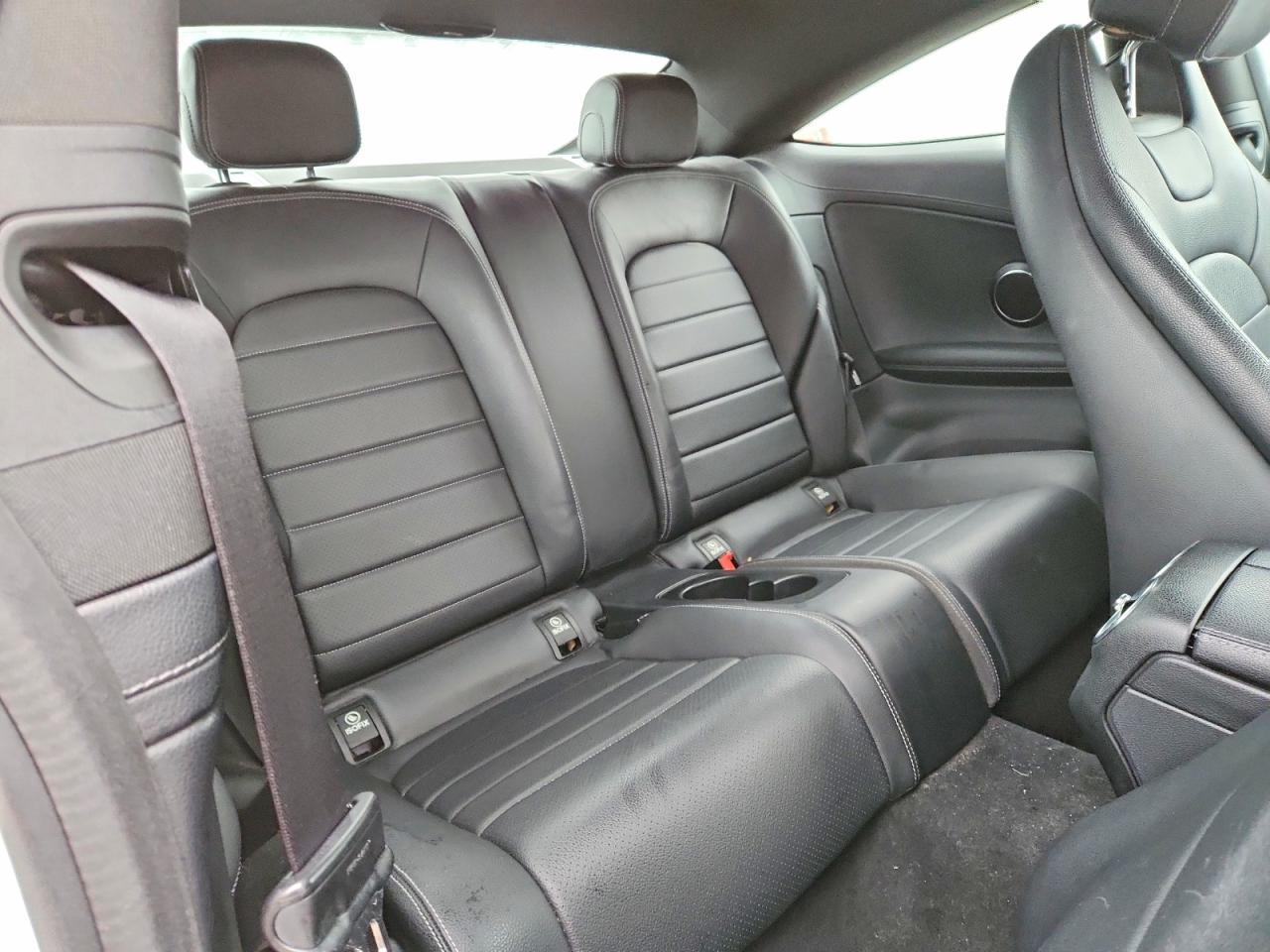 2017 Mercedes Benz C 300 4Matic - zdjęcie 10