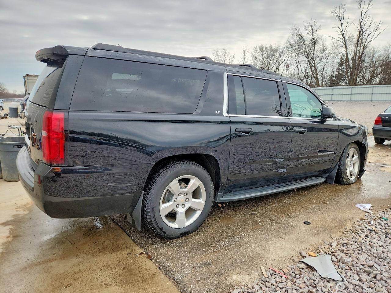 2019 Chevrolet Suburban K1500 Lt - zdjęcie 3