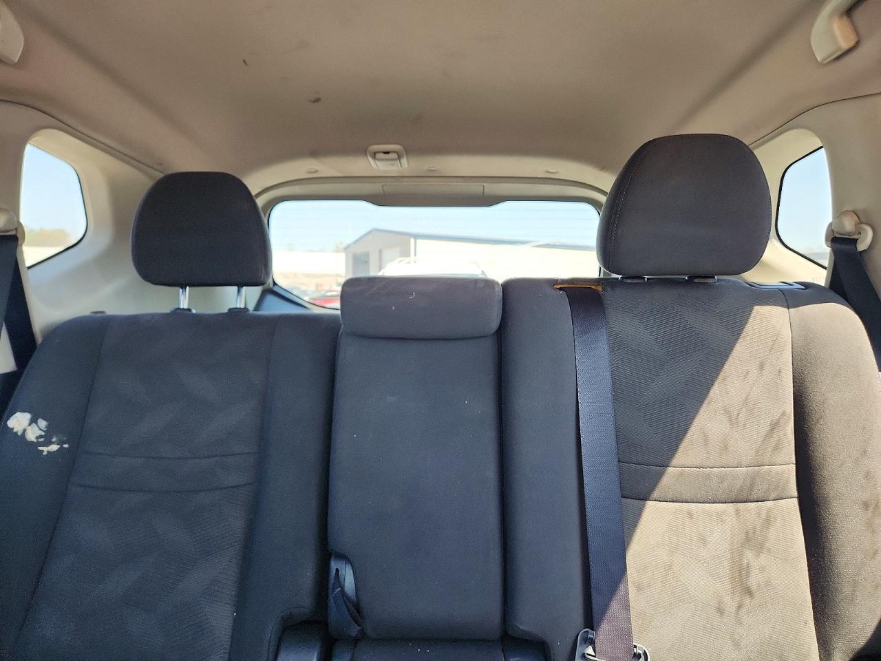 2016 Nissan Rogue S - zdjęcie 10