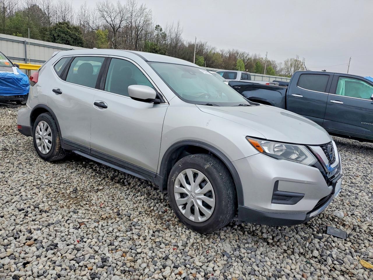 2020 Nissan Rogue S - zdjęcie 4
