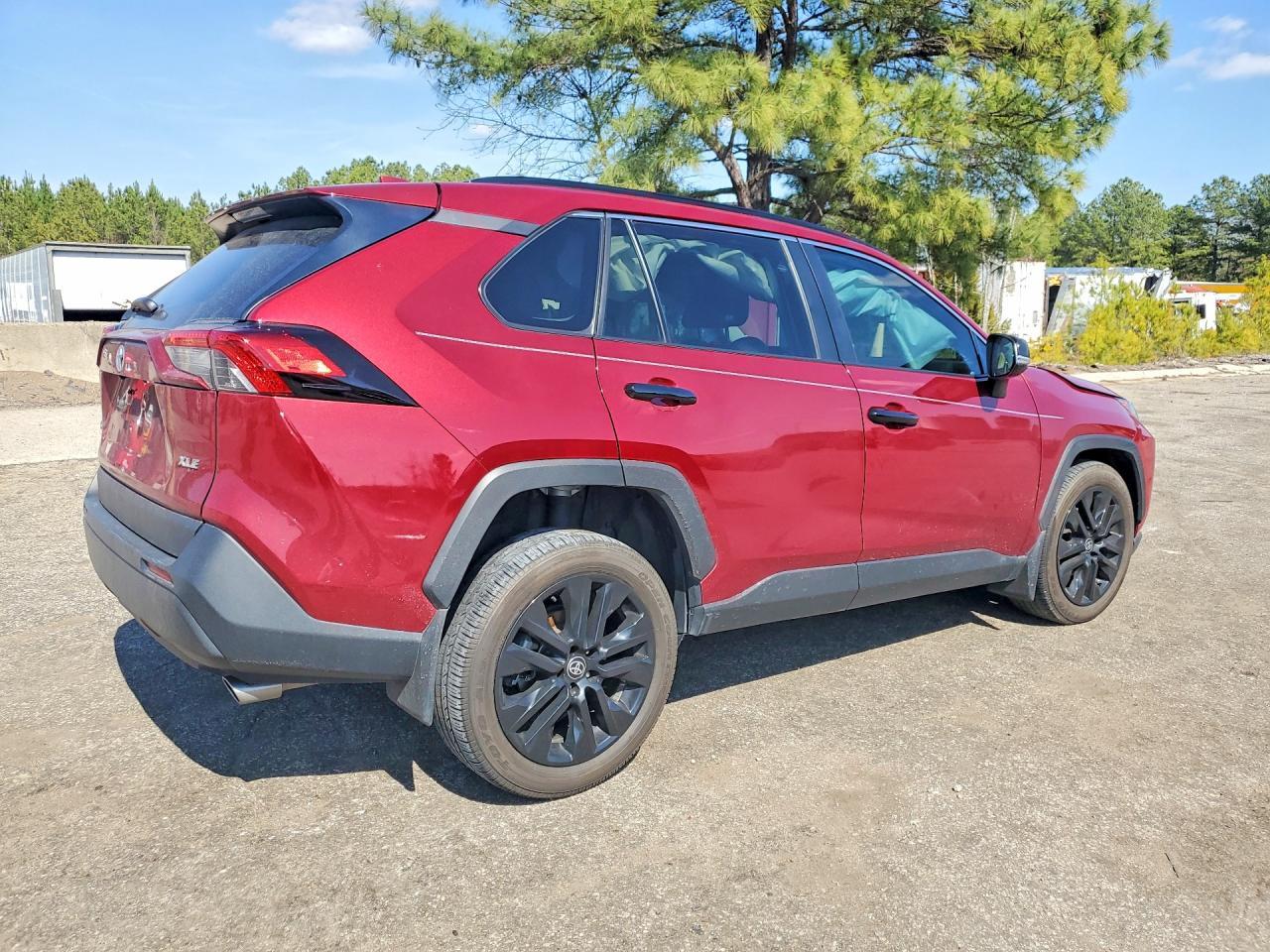 2024 Toyota Rav4 Xle Premium - zdjęcie 3