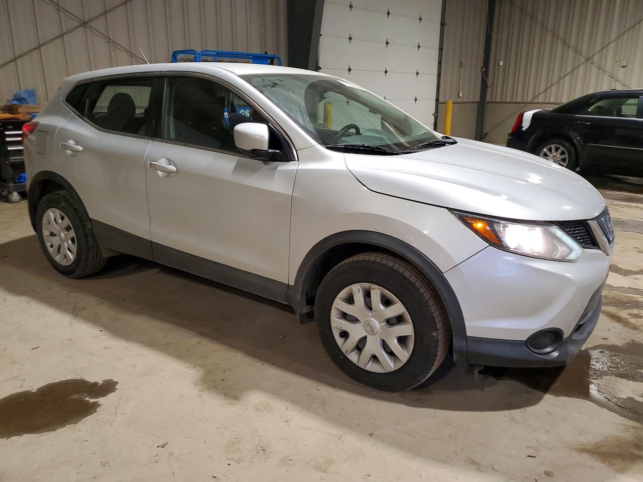 2019 Nissan Rogue Sport S - zdjęcie 4