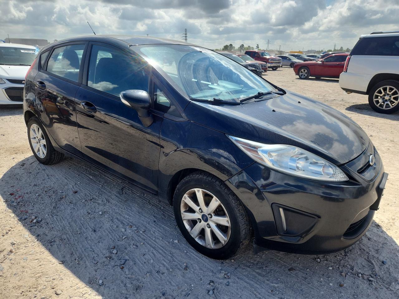 2013 Ford Fiesta Se - zdjęcie 4