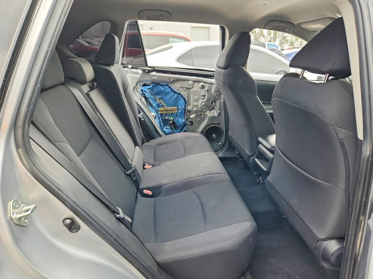 2019 Toyota Rav4 Le - zdjęcie 10