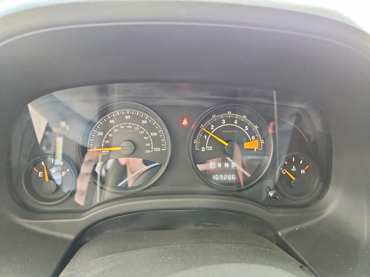 2016 Jeep Patriot Latitude - zdjęcie 9