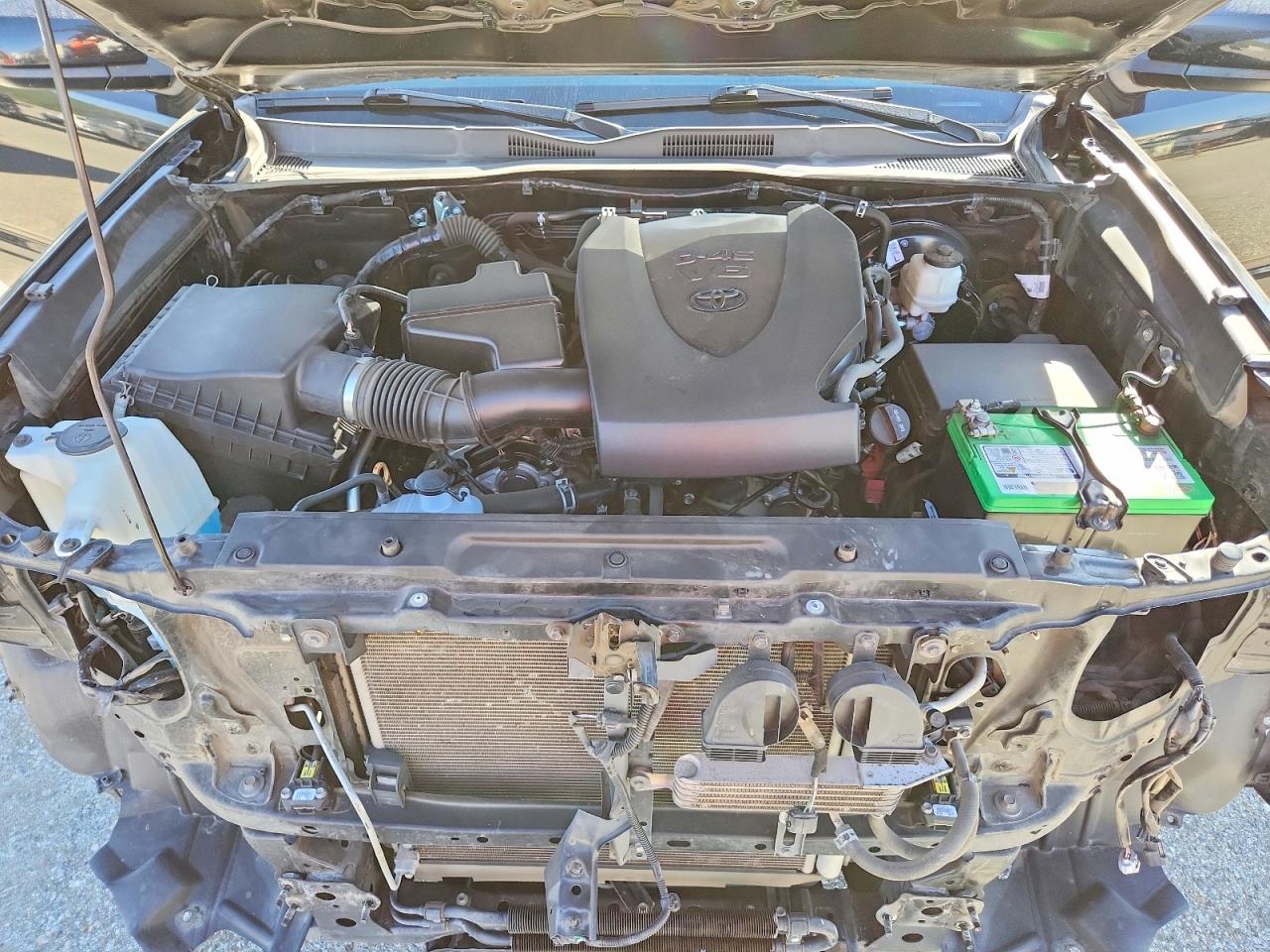2020 Toyota Tacoma Sr5 V6 - zdjęcie 11