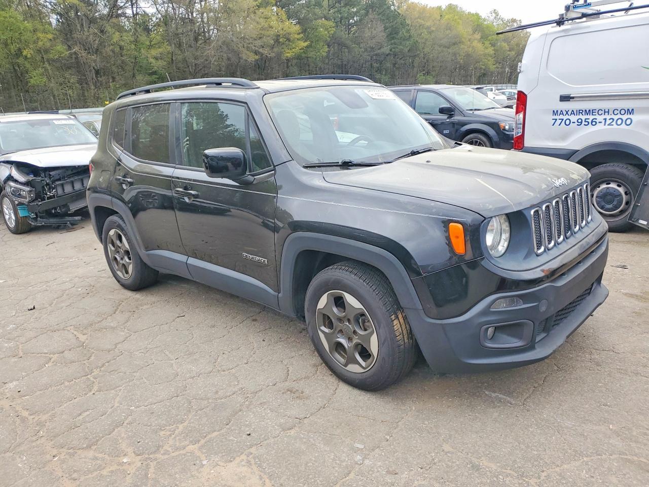 2015 Jeep Renegade Latitude - zdjęcie 4