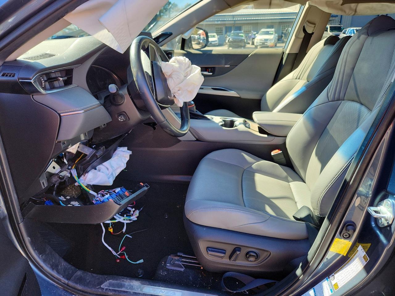 2021 Toyota Venza Limited - zdjęcie 7