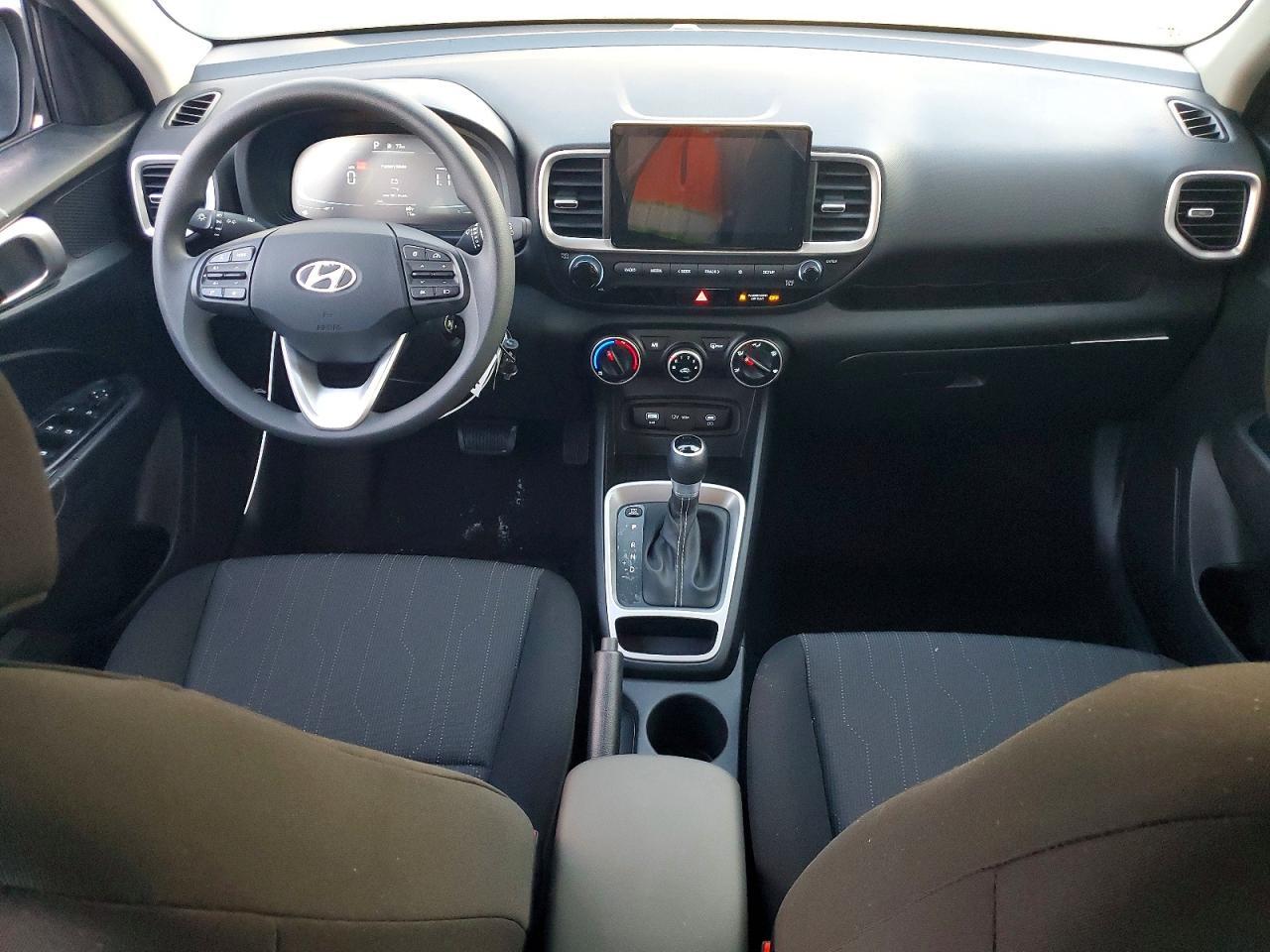 2026 Hyundai Venue Se - zdjęcie 8