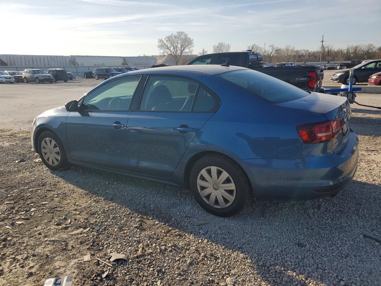 2016 Volkswagen Jetta S - zdjęcie 2