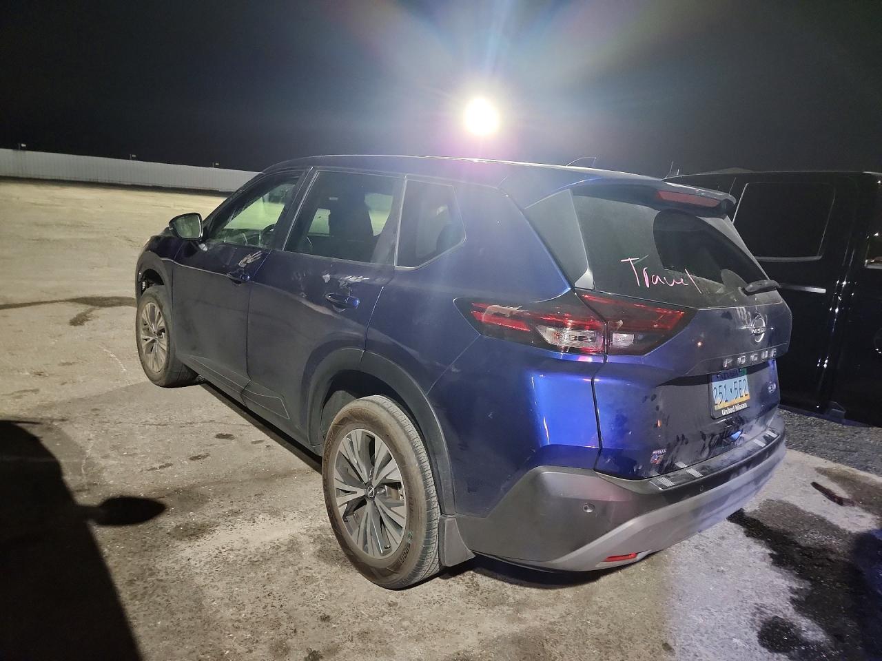 2022 Nissan Rogue Sv - zdjęcie 2