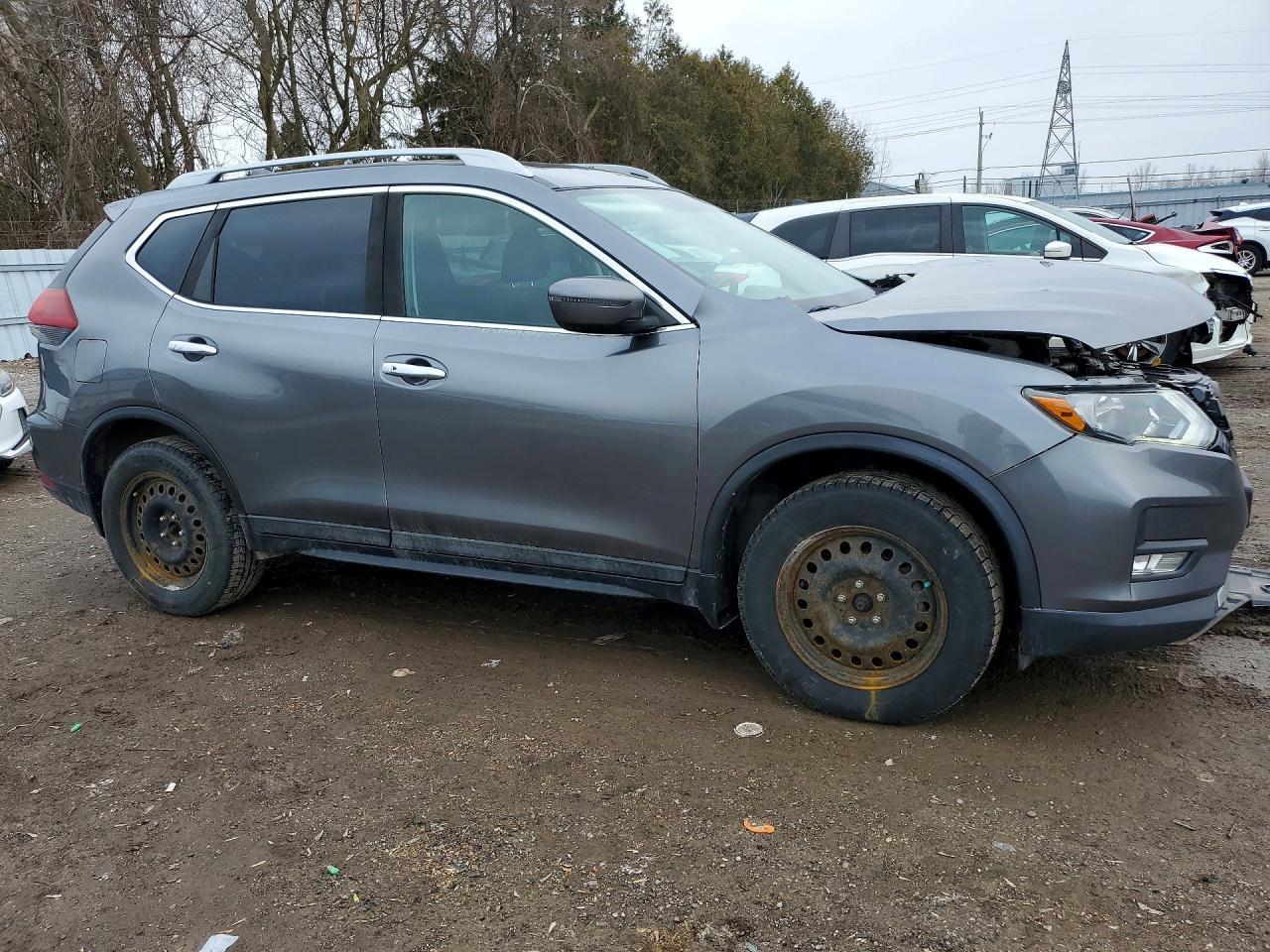 2018 Nissan Rogue S - zdjęcie 4