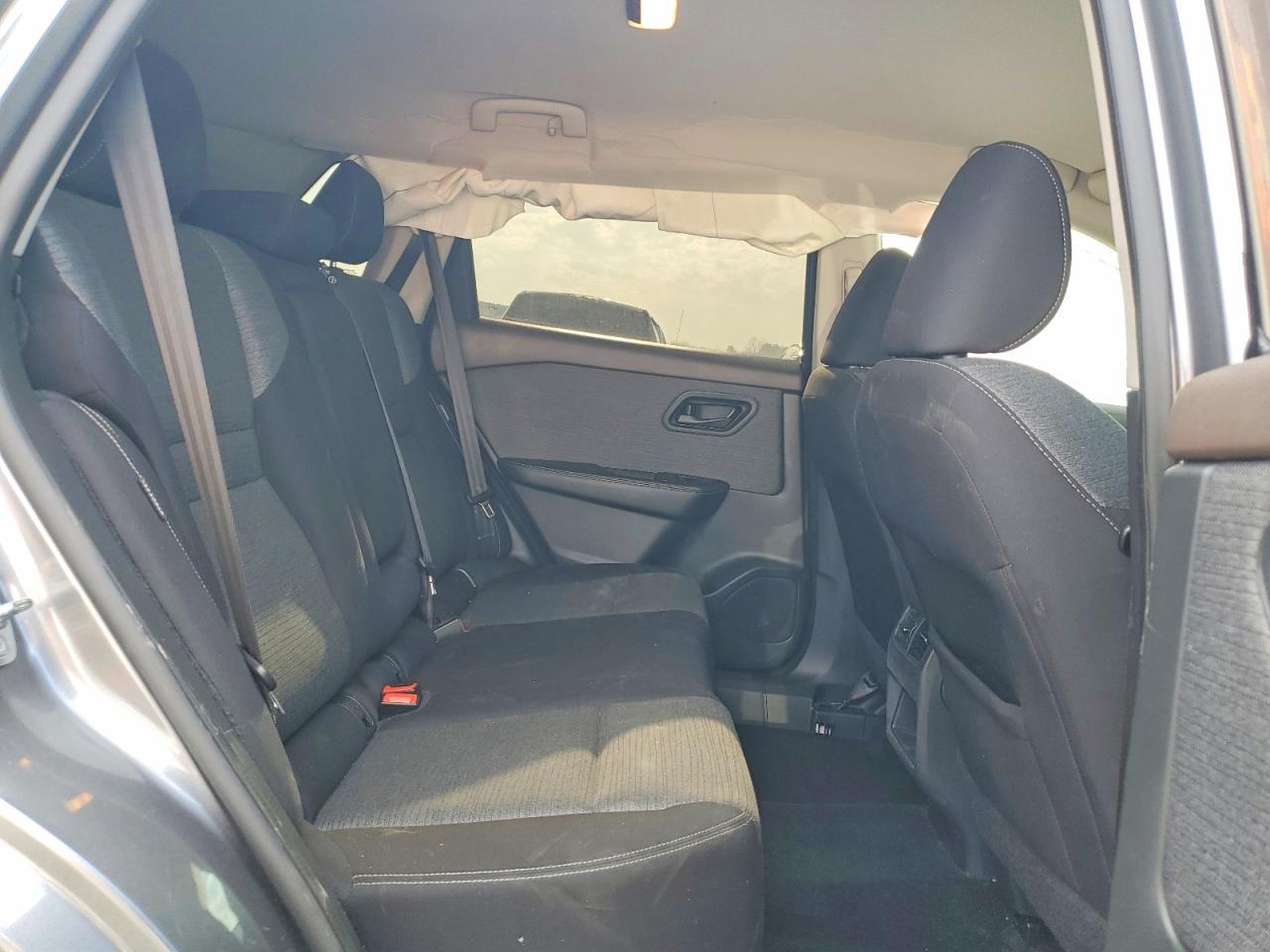 2021 Nissan Rogue S - zdjęcie 11