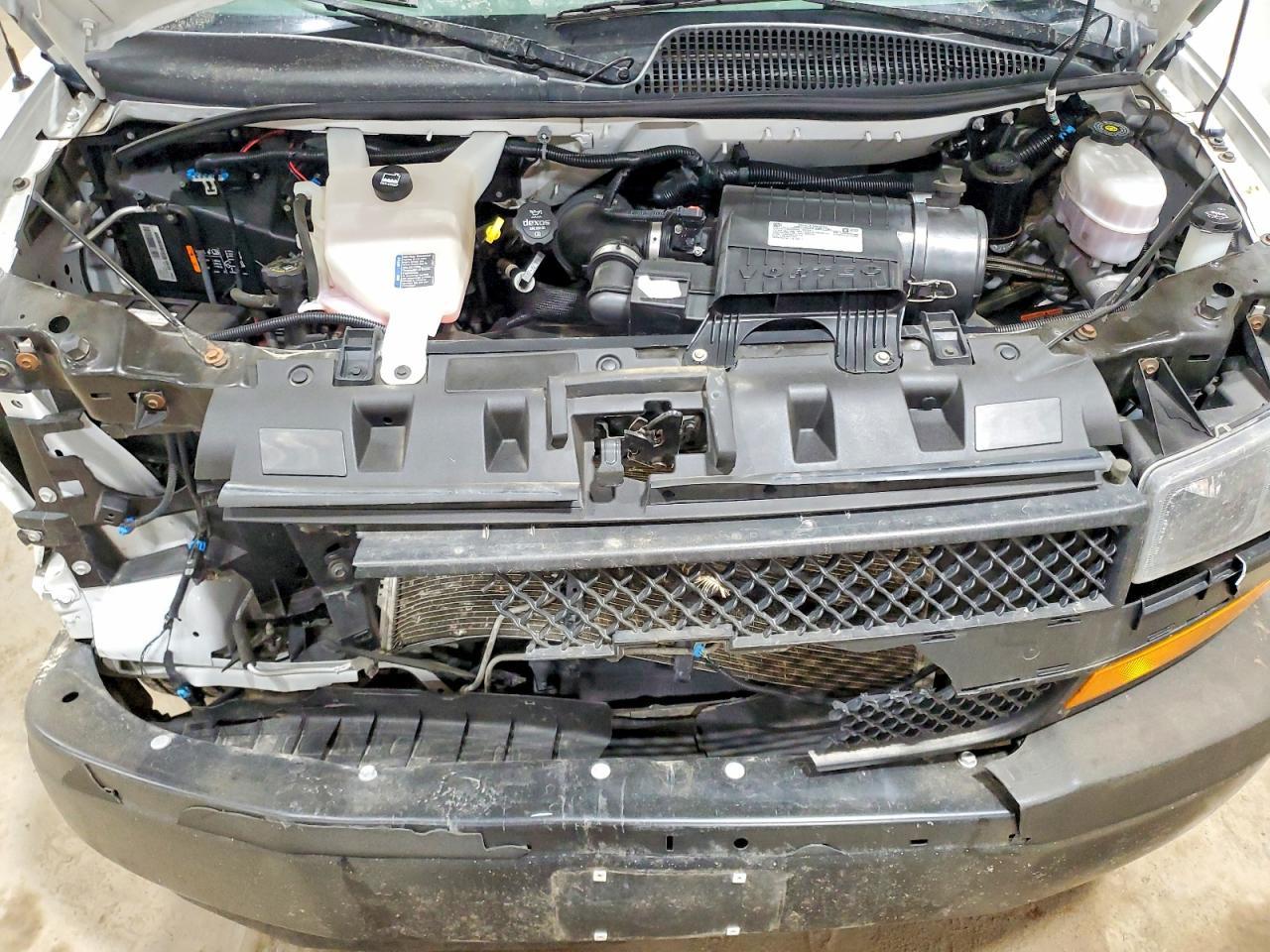 2020 Chevrolet G2500 Expr - zdjęcie 12