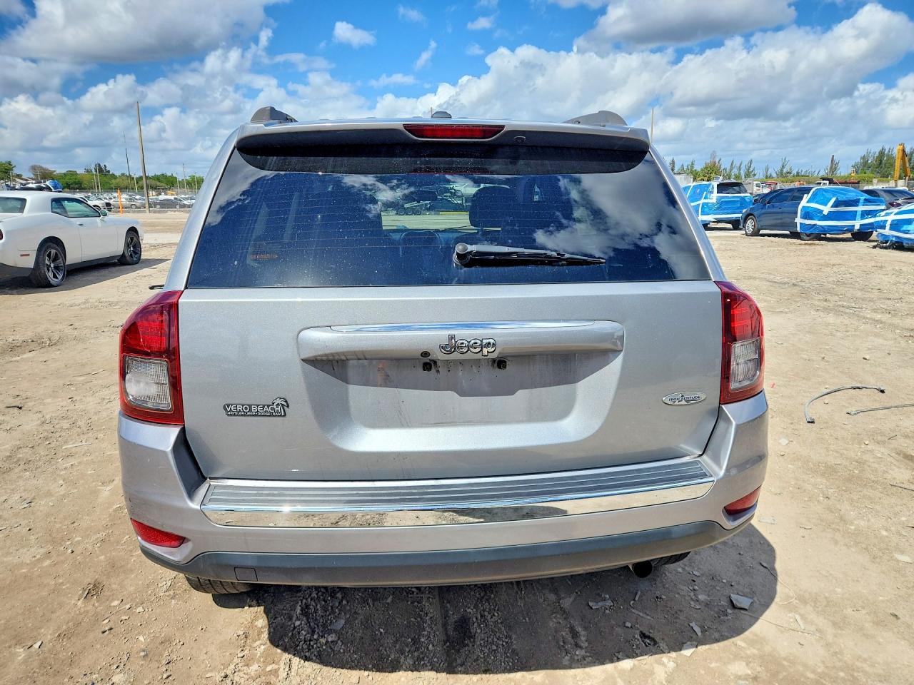 2015 Jeep Compass Latitude - zdjęcie 6