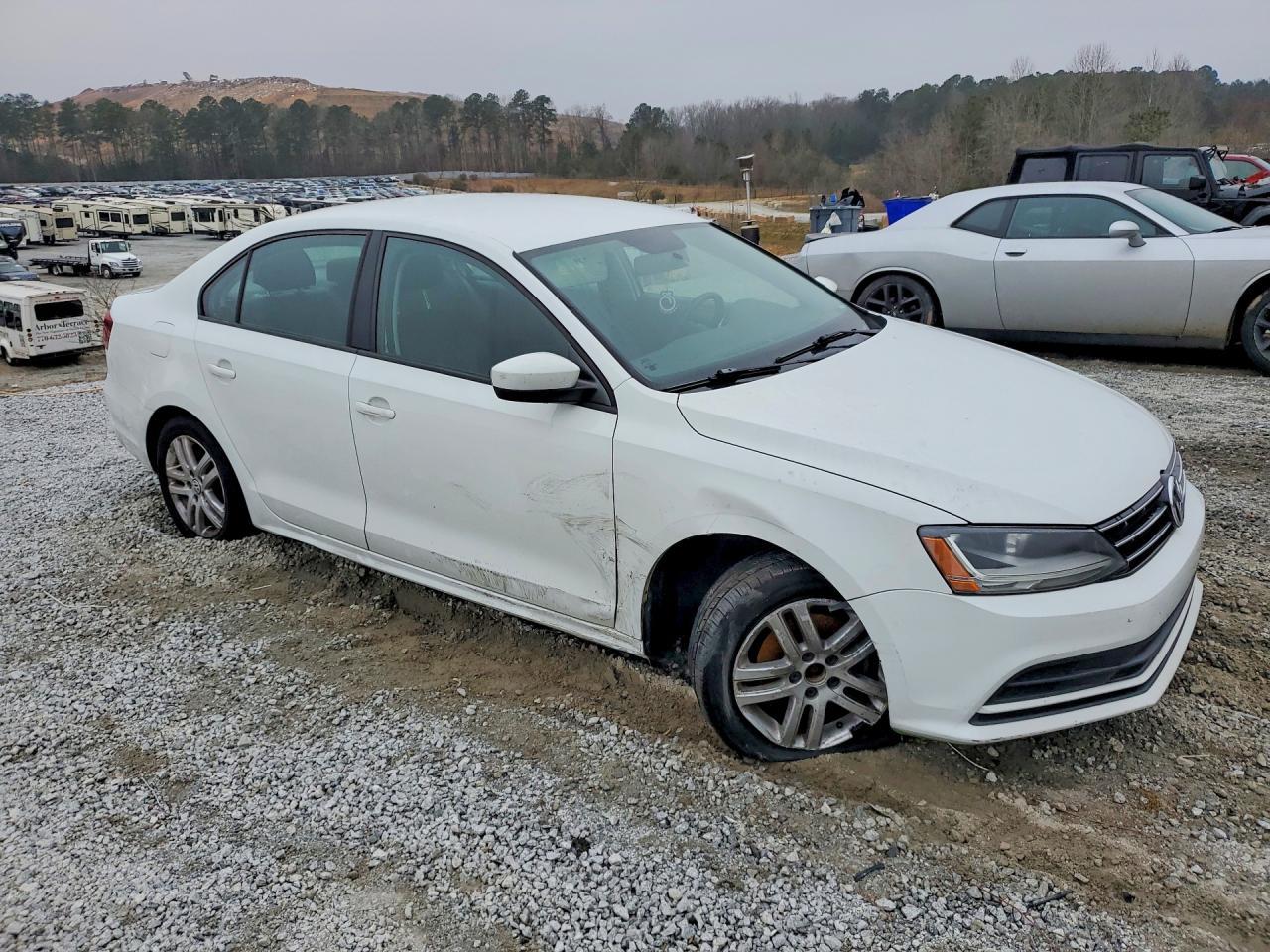 2018 Volkswagen Jetta S - zdjęcie 4