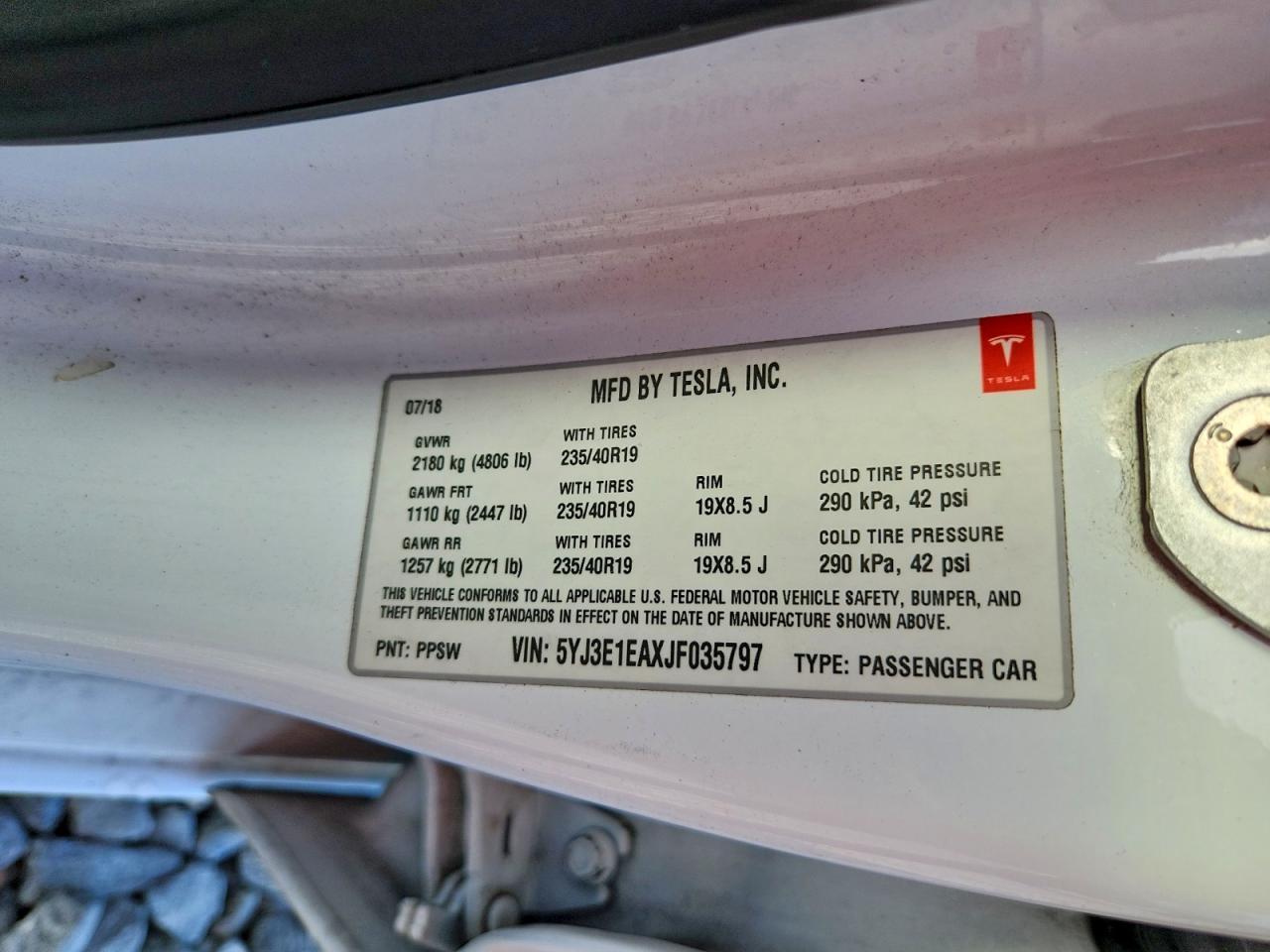 2018 Tesla Model 3 - zdjęcie 13