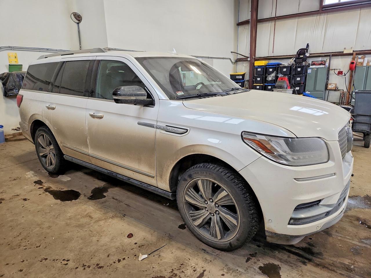 2019 Lincoln Navigator Reserve - zdjęcie 4