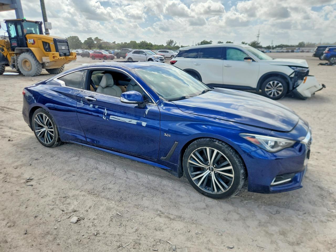 Infiniti Q60 - zdjęcie 4