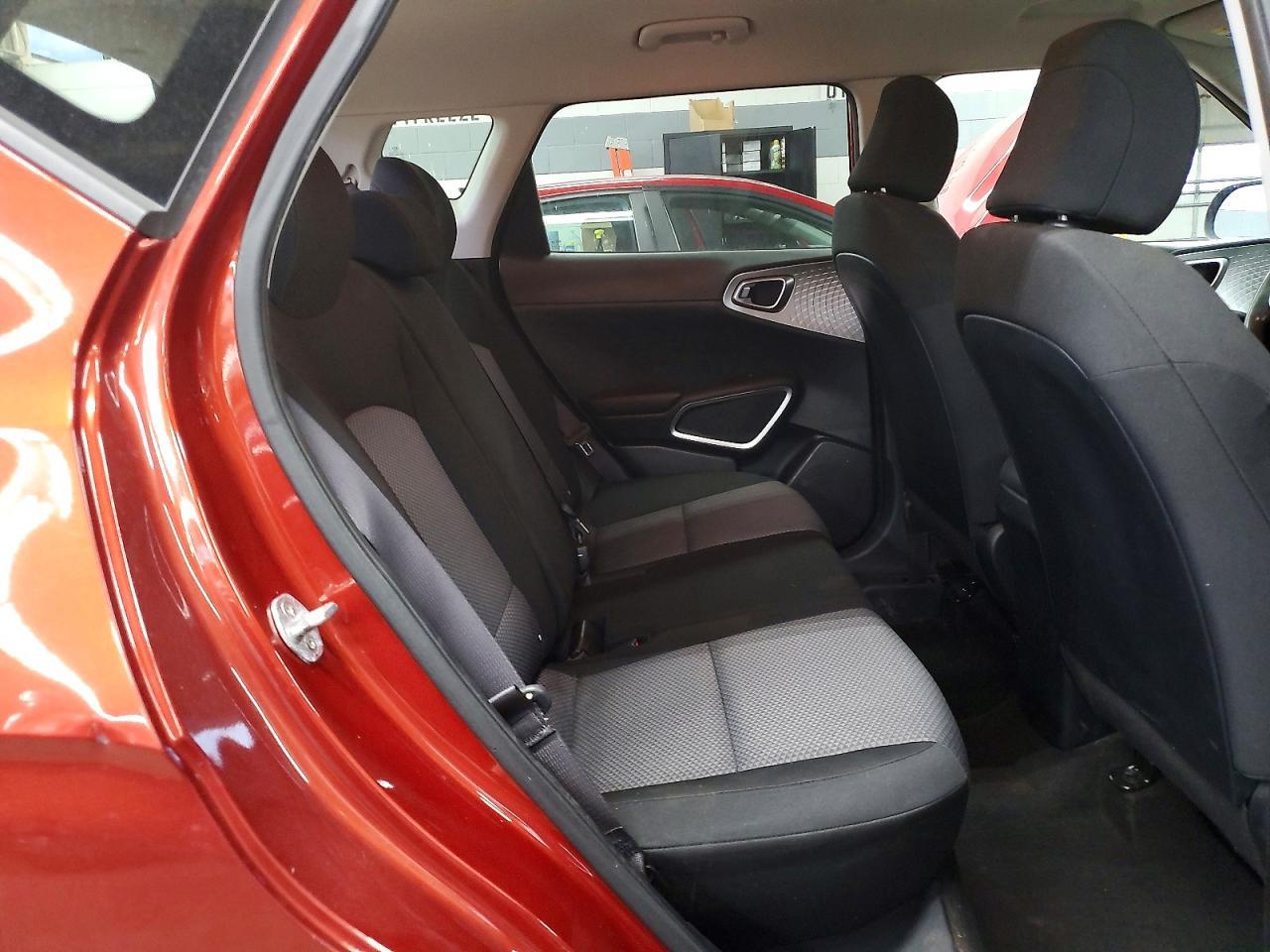 2021 Kia Soul Lx - zdjęcie 10