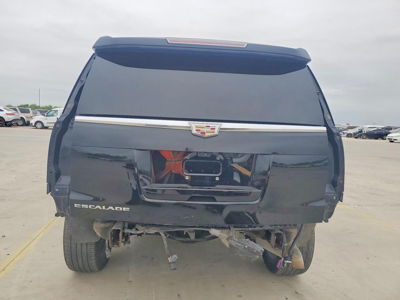 2017 Cadillac Escalade Premium Luxury - zdjęcie 6