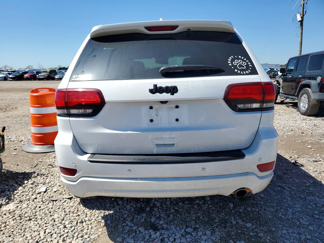 2021 Jeep Grand Cherokee Laredo - zdjęcie 6