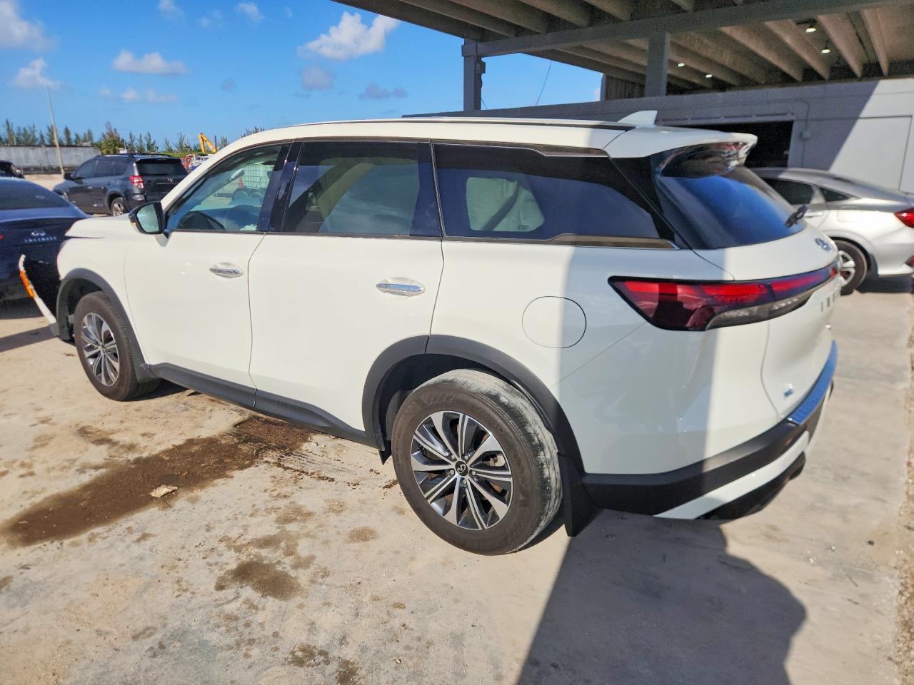 2024 Infiniti Qx60 Pure - zdjęcie 2