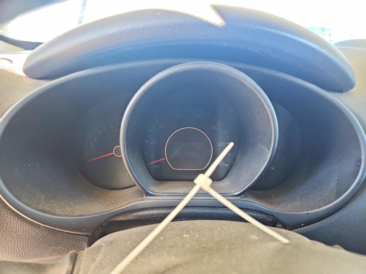 2015 Kia Soul Base - zdjęcie 9