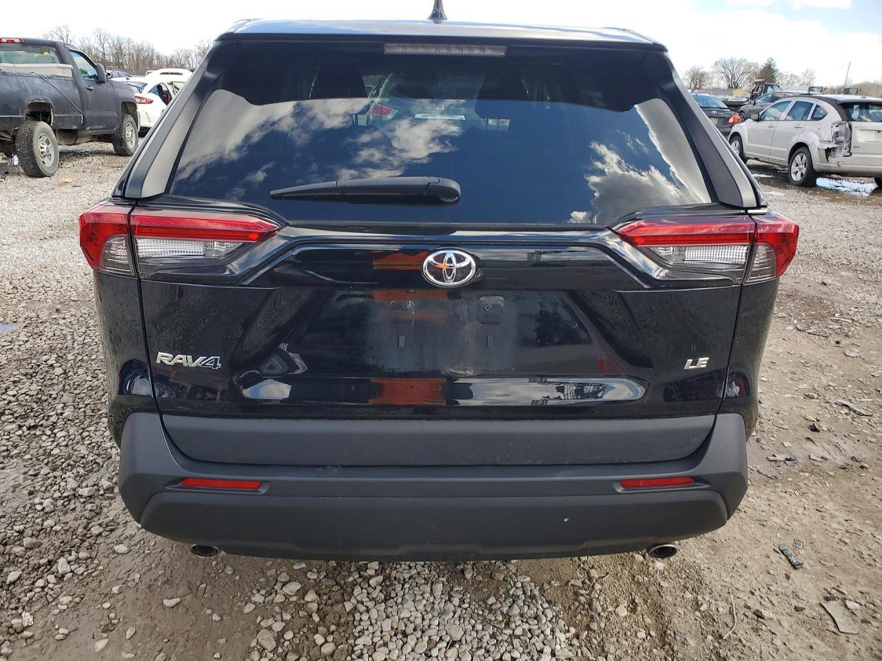 2023 Toyota Rav4 Le - zdjęcie 6