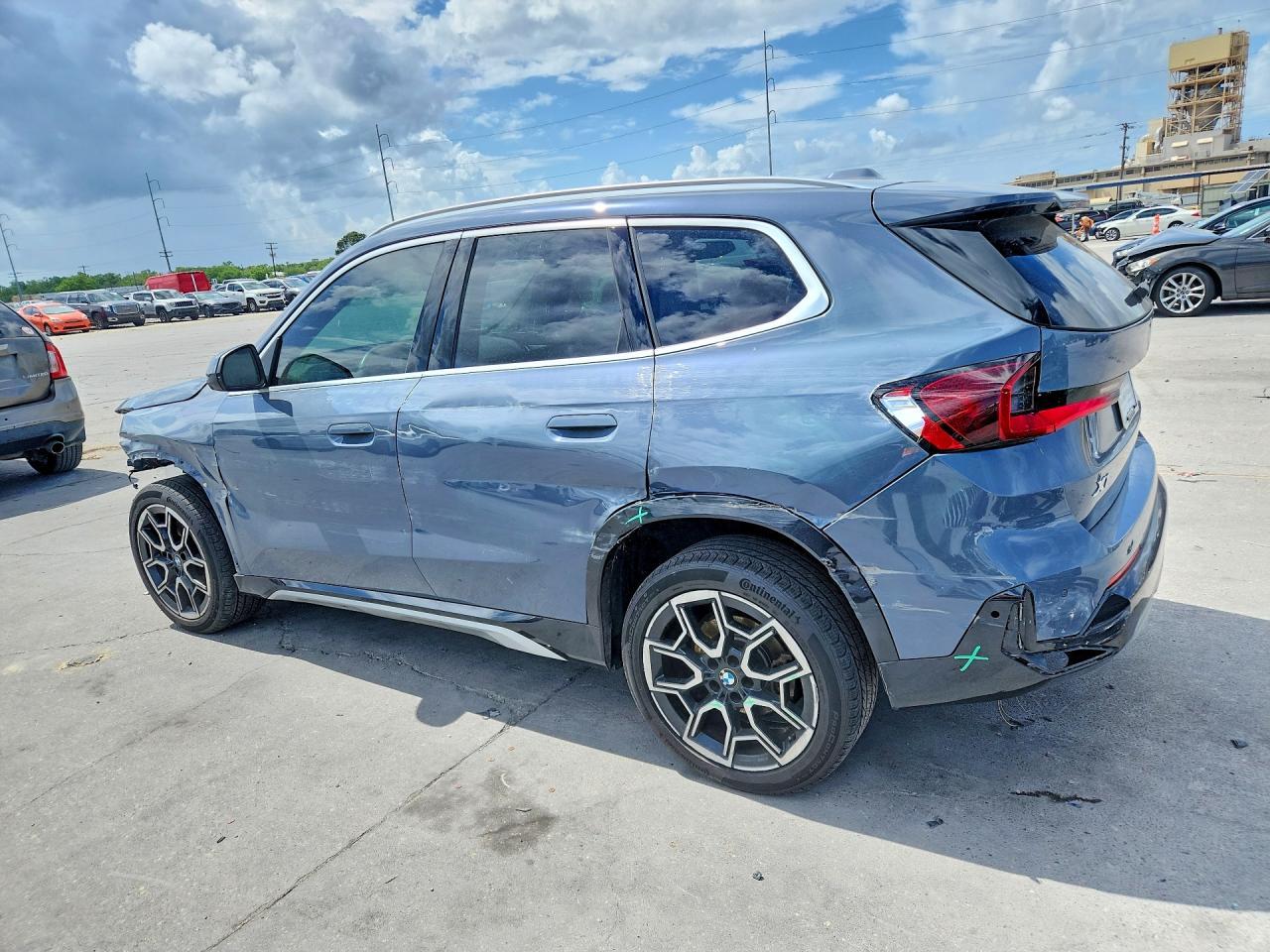2025 BMW X1 xDrive28I - zdjęcie 2