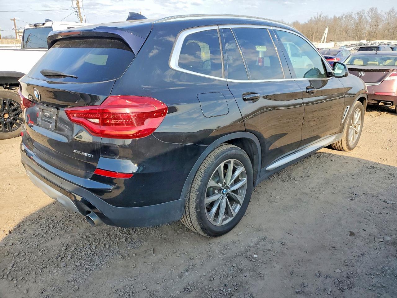 2019 BMW X3 xDrive30I - zdjęcie 3