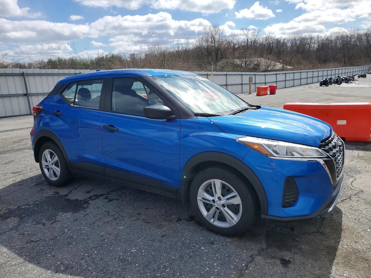 2024 Nissan Kicks S - zdjęcie 4