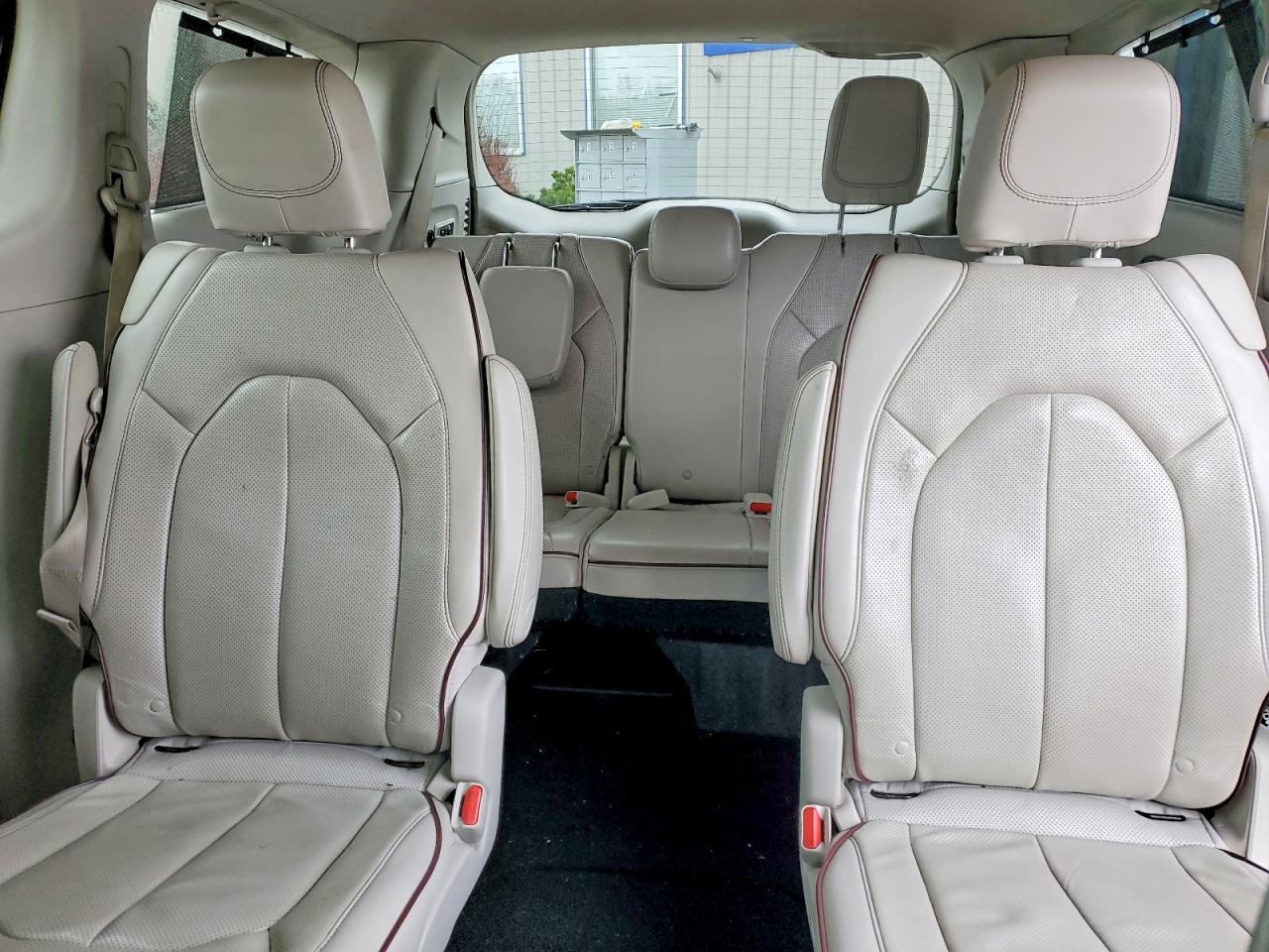 2018 Chrysler Pacifica Limited - zdjęcie 10