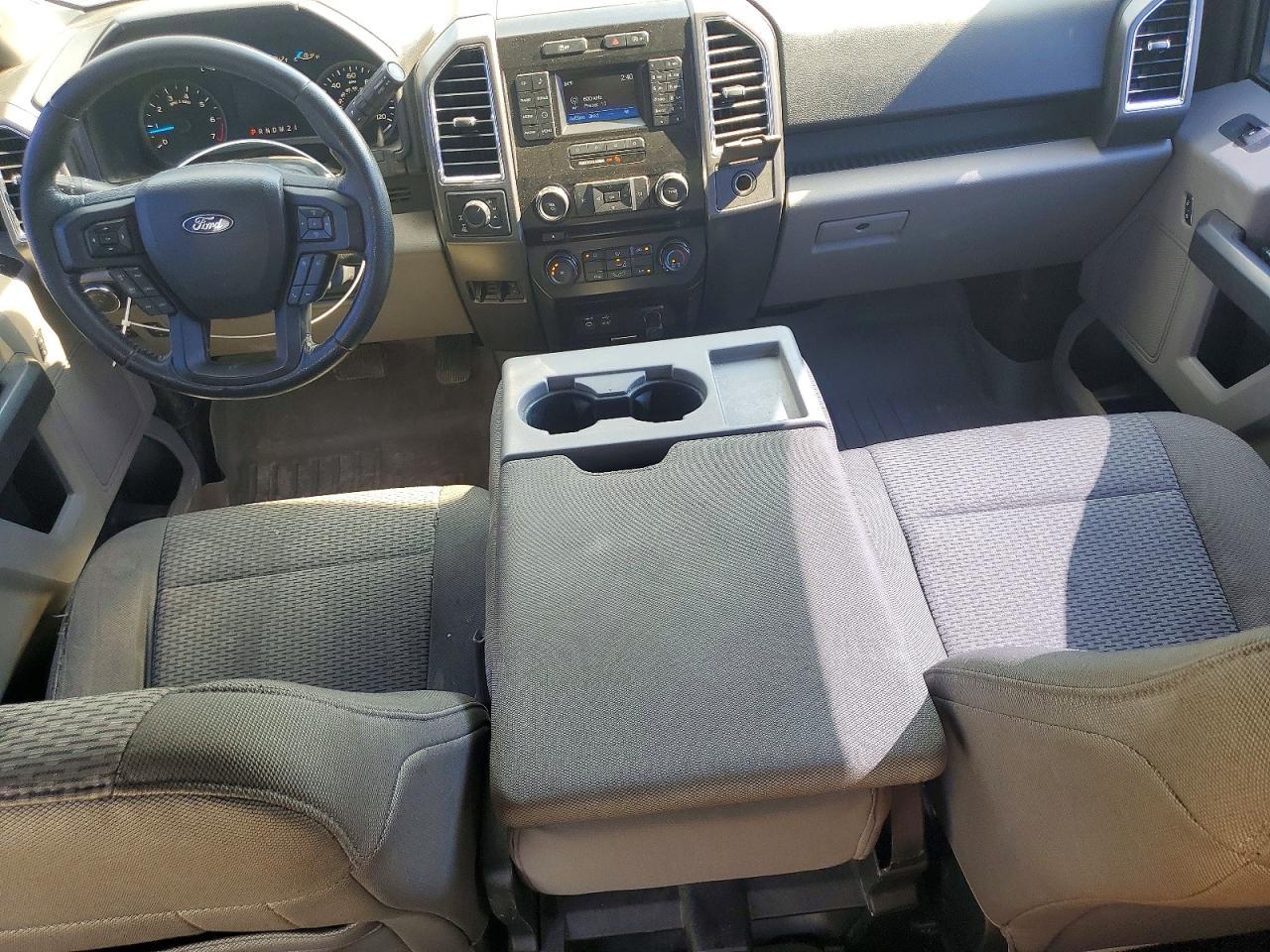 2015 Ford F150 Supercrew - zdjęcie 8