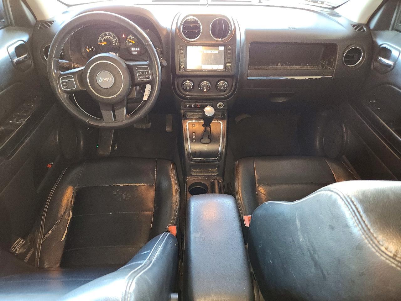 2016 Jeep Patriot Latitude - zdjęcie 8