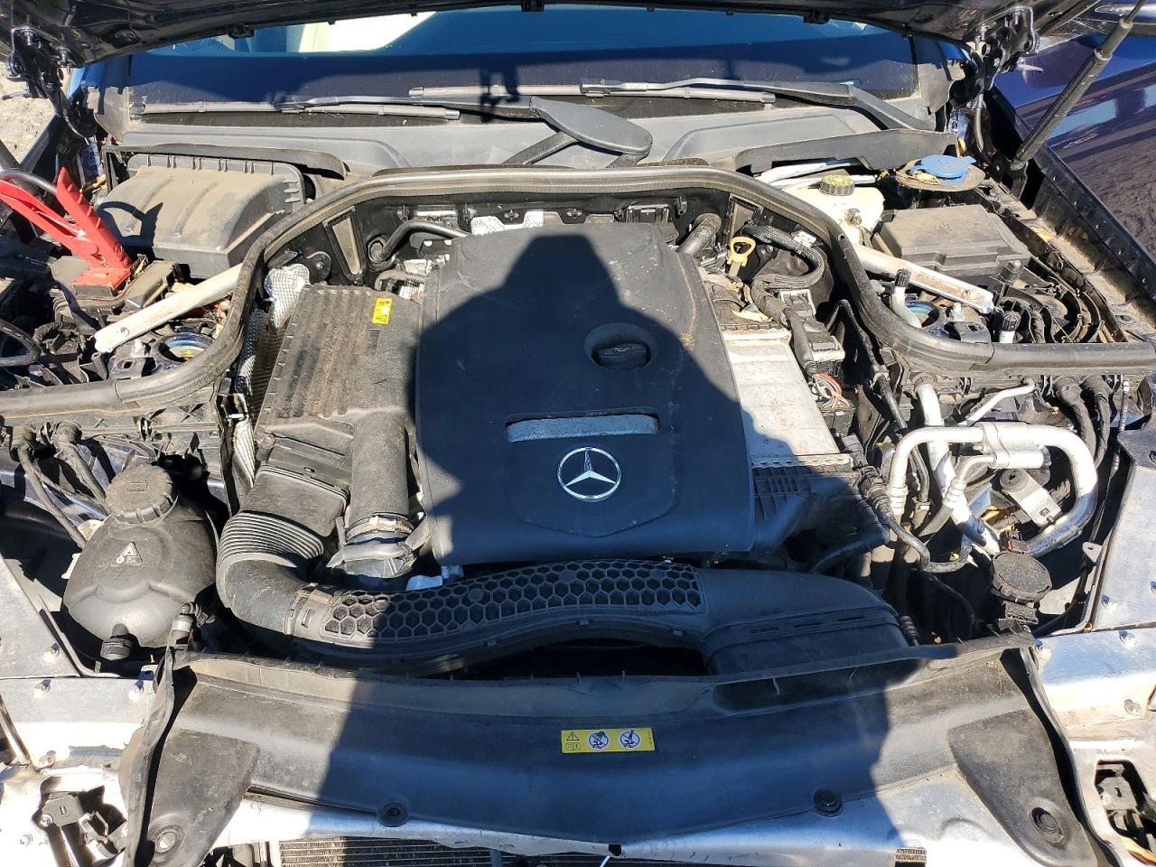 2018 Mercedes Benz E 300 - zdjęcie 11