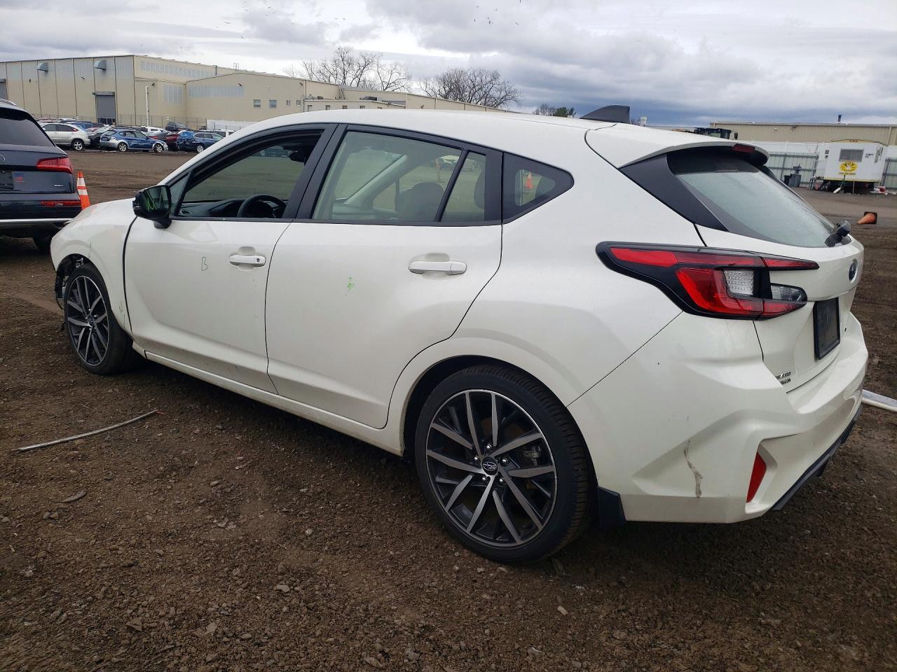 2024 Subaru Impreza Sport - zdjęcie 2
