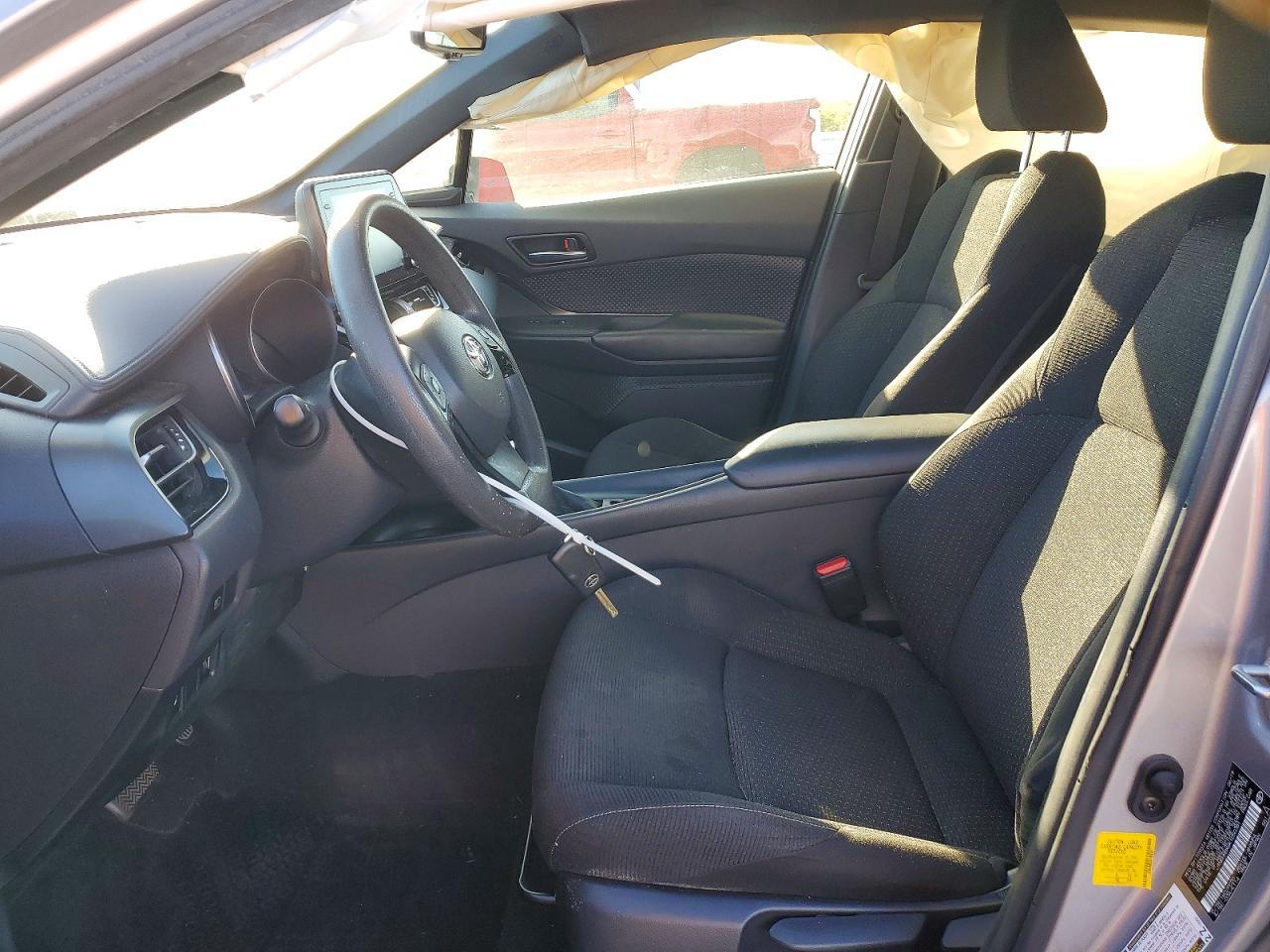 2019 Toyota C-Hr Le - zdjęcie 7