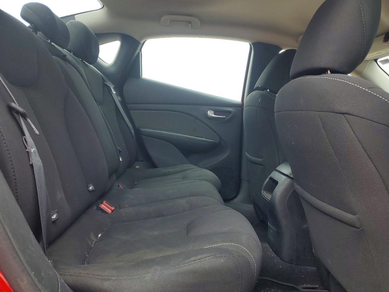 2013 Dodge Dart Sxt - zdjęcie 10