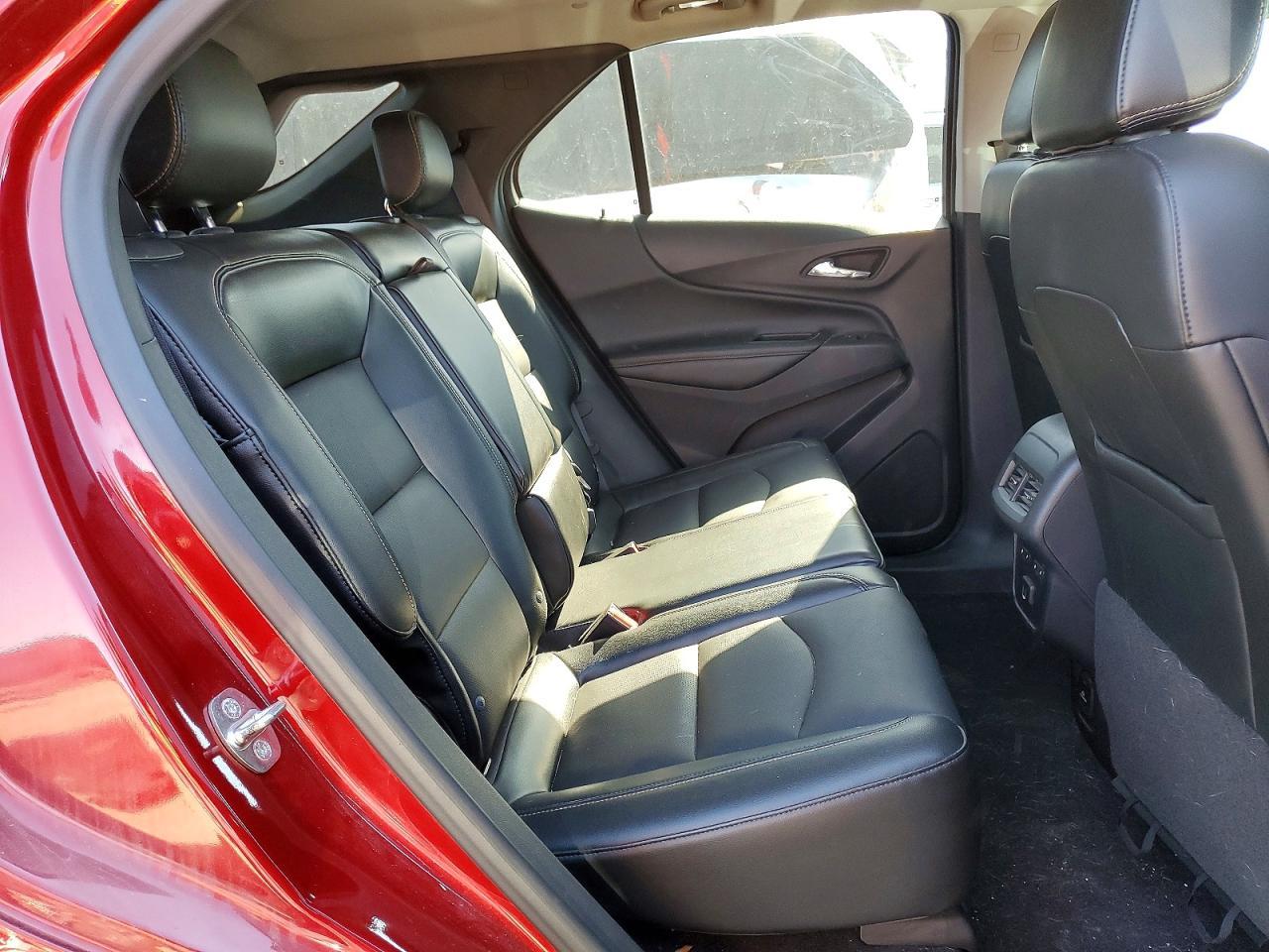 2020 Chevrolet Equinox Premier - zdjęcie 11