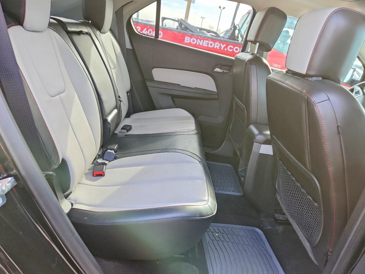 2017 Chevrolet Equinox Premier - zdjęcie 11