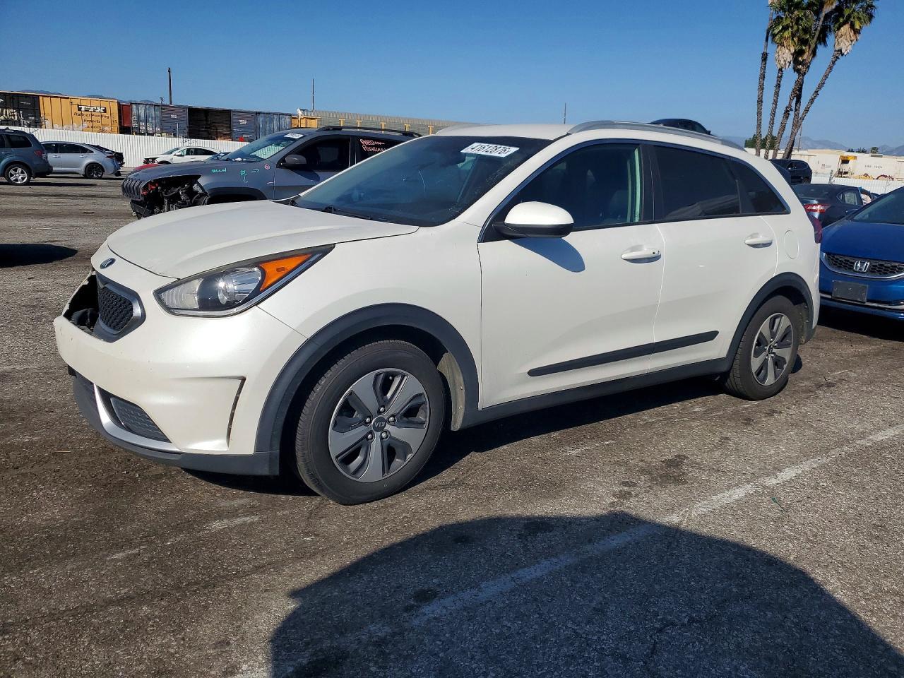 2017 Kia Niro Lx - zdjęcie główne