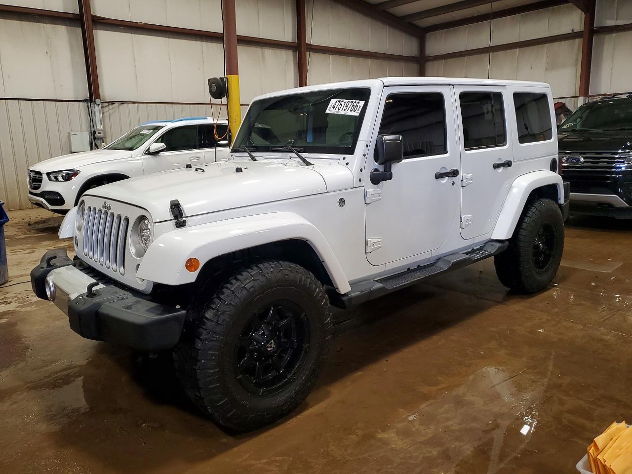 2017 Jeep Wrangler Unlimited Sahara - zdjęcie główne