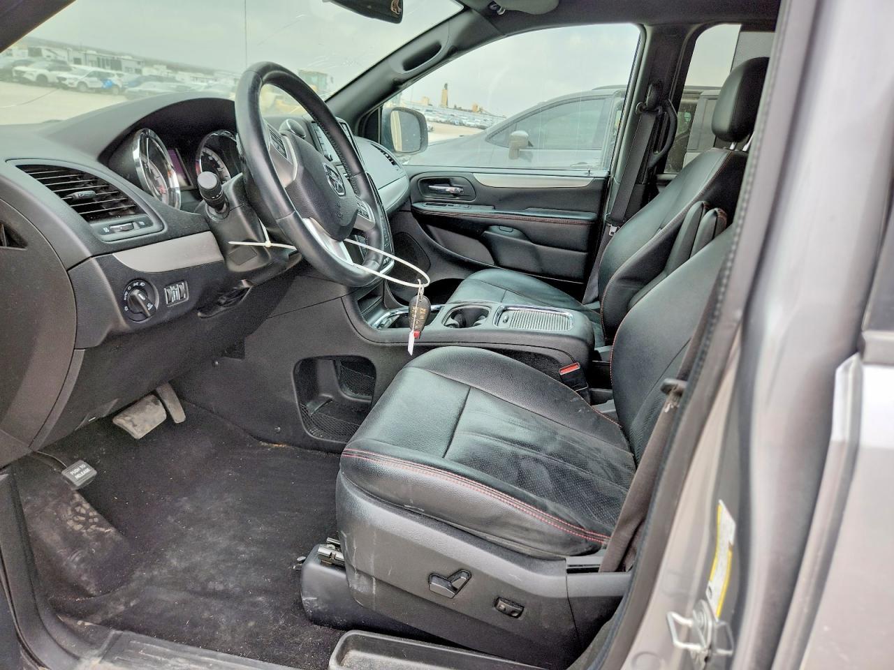 2019 Dodge Grand Caravan Gt - zdjęcie 7