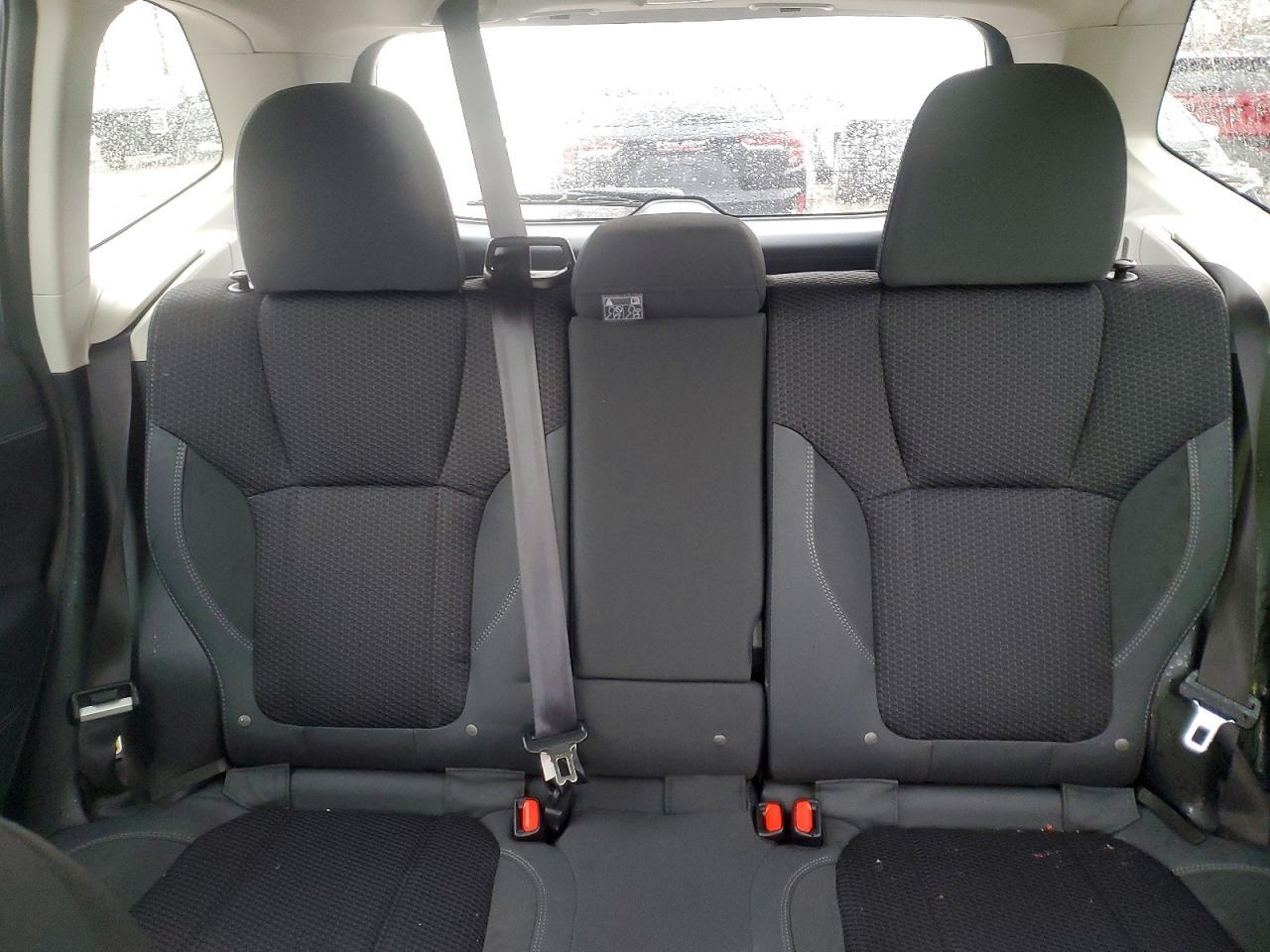 2023 Subaru Forester Premium - zdjęcie 10