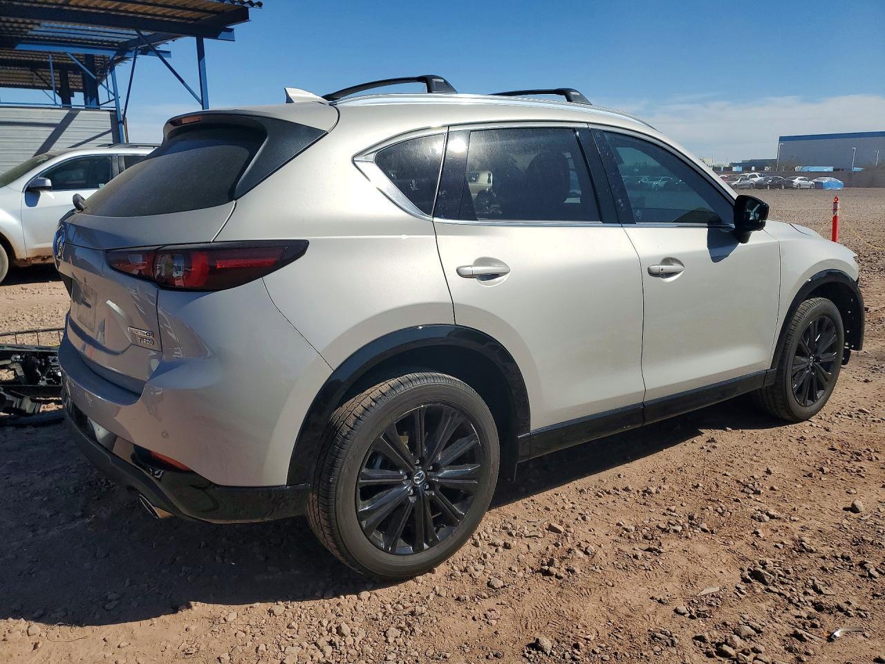 2025 Mazda Cx-5 Premium - zdjęcie 3